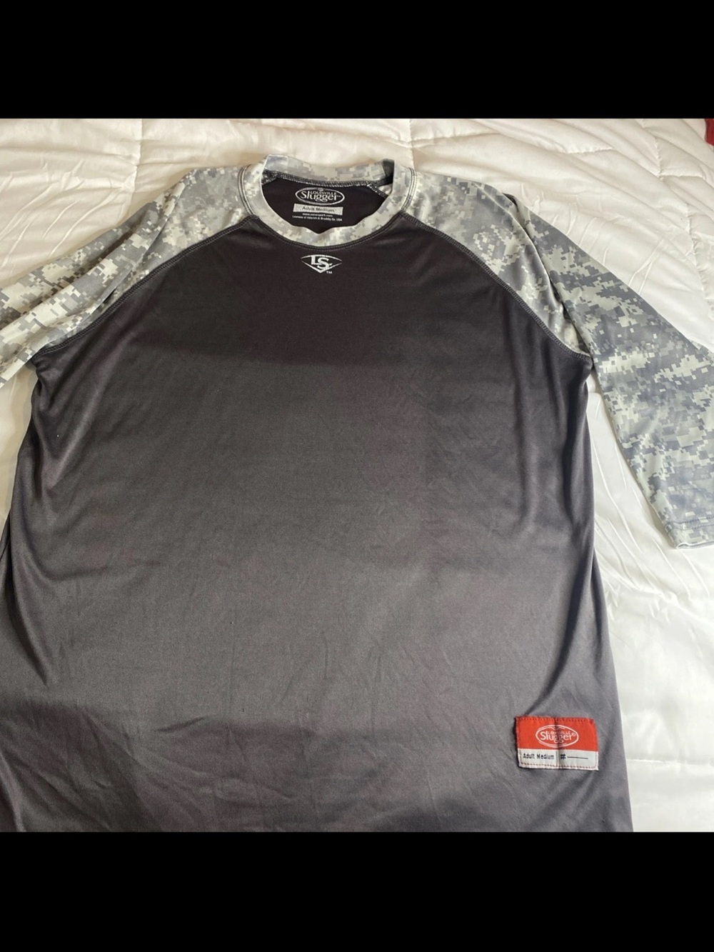 Size Medium-Mens-Louisville Slugger T Shirt Camo Raglan Sleeve Gray Body